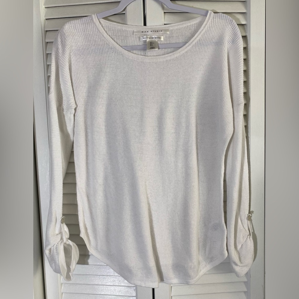 Max Studio White Linen Blend Long or 3/4 Sleeves, Sz L